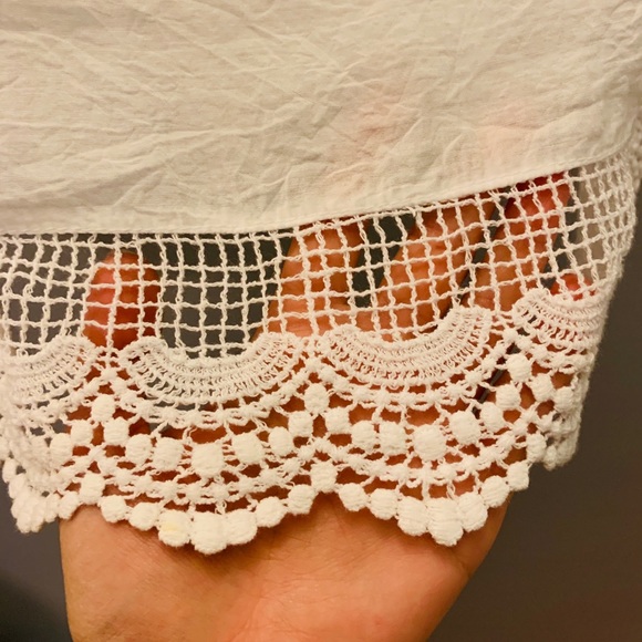 White Blouse with Embroidered Details - Picture 5 of 7